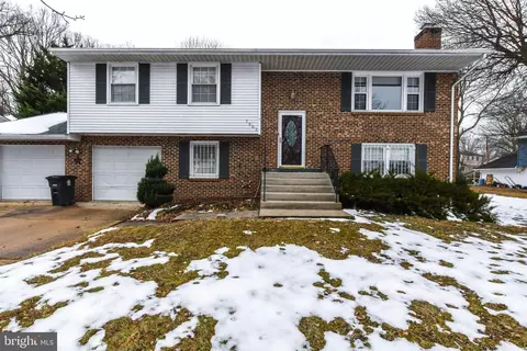 7203 Loch Ct, Fort Washington, MD 20744