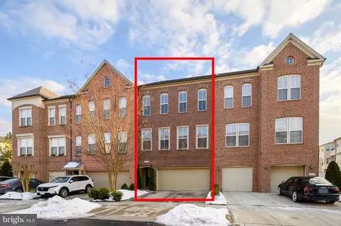 13215 Saint James Sanctuary Dr, Bowie, MD 20720