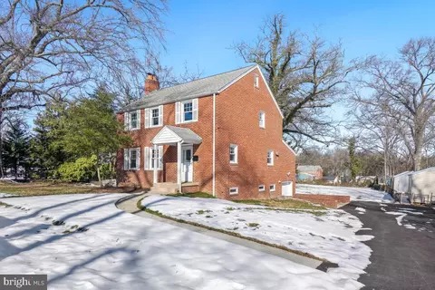4806 Erie St, College Park, MD 20740