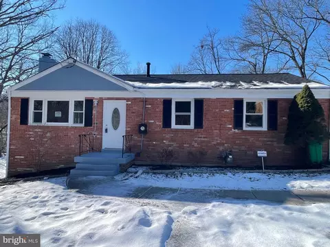 7605 Harrison Ln, Temple Hills, MD 20748