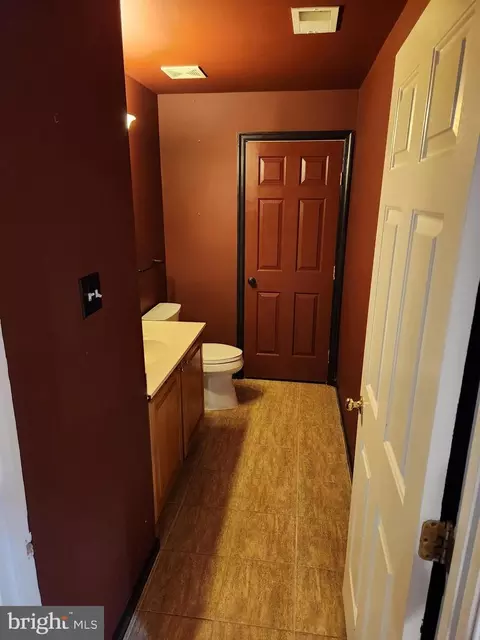 Entry Way - 13231 Hampton Farm Ln, Brandywine, MD 20613 photo 16 of 17