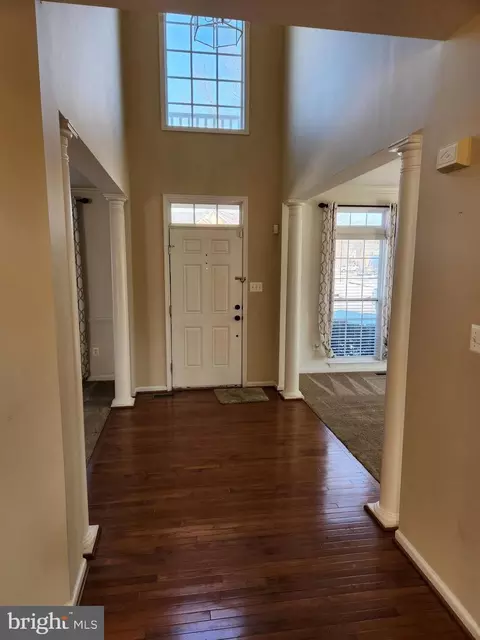 Entry Way - 13231 Hampton Farm Ln, Brandywine, MD 20613 photo 2 of 17