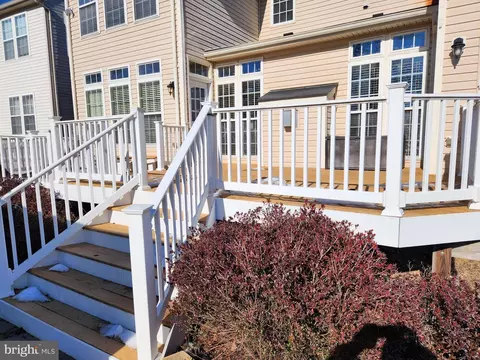 Exterior - 13231 Hampton Farm Ln, Brandywine, MD 20613 photo 4 of 8