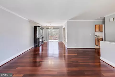 Living - 7013 Kepner Ct, Lanham, MD 20706 photo 3 of 4