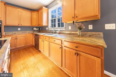 Kitchen - 2708 Pumpkin St, Clinton, MD 20735 photo 3 of 3