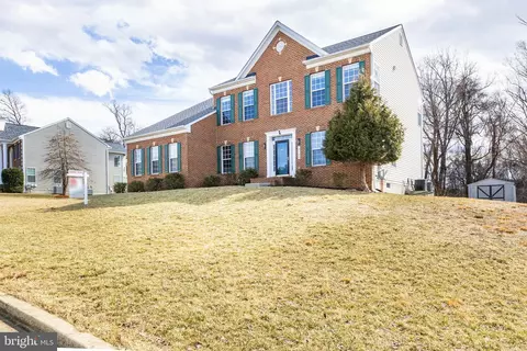 Exterior - 2708 Pumpkin St, Clinton, MD 20735 photo 4 of 10