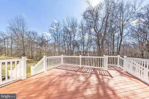 Exterior - 2708 Pumpkin St, Clinton, MD 20735 photo 8 of 10