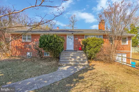 5610 Mansfield Dr, Temple Hills, MD 20748