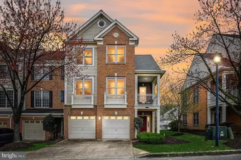 5411 Bandoleres Choice Dr #4, Bowie, MD 20720