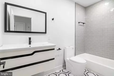 Bath - 9125 Fowler Ln, Lanham, MD 20706 photo 10 of 10