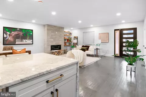 Entry Way - 9125 Fowler Ln, Lanham, MD 20706 photo 6 of 12
