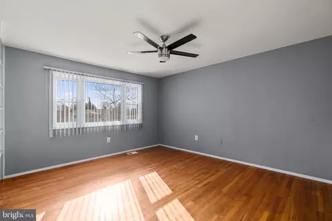 16902 Dery Ct, Marlboro, MD 20772 photo 3