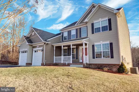 13201 Crestmar Ct, Marlboro, MD 20772