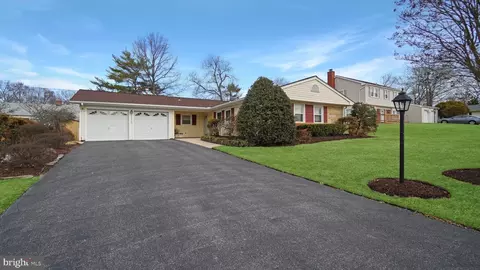 15714 Presswick Ln, Bowie, MD 20716