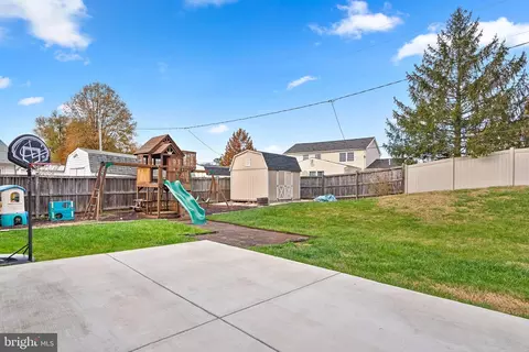 Exterior - 12112 Forge Ln, Bowie, MD 20715 photo 4 of 4