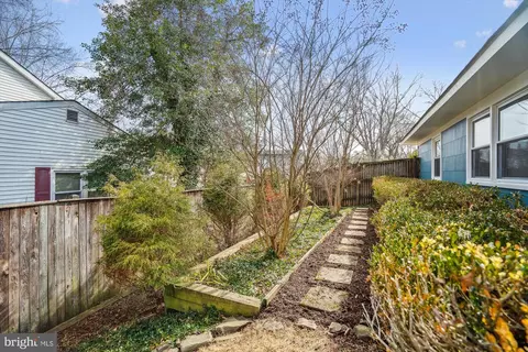 Exterior - 12618 Knowledge Ln, Bowie, MD 20715 photo 16 of 23