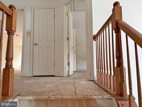 Entry Way - 2103 Parkside Dr, Bowie, MD 20721 photo 2 of 3