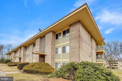 7176 Donnell Pl #D-8, District Heights, MD 20747