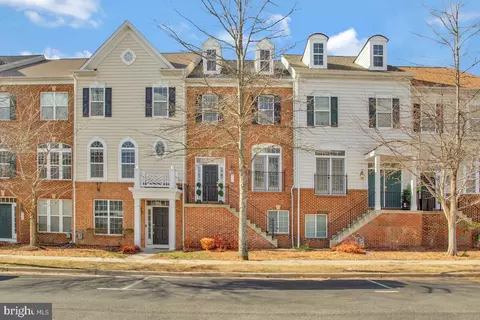 510 Jurgensen Pl, Hyattsville, MD 20785