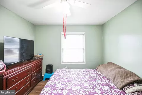 9404 Wyatt Dr, Lanham, MD 20706 photo 7