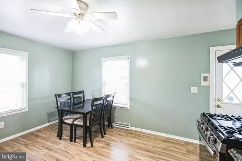 9404 Wyatt Dr, Lanham, MD 20706 photo 6