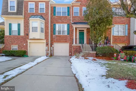 7927 Quill Point Dr, Bowie, MD 20720