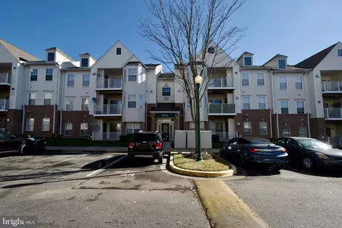 8931 Town Center Cir #6-105, Marlboro, MD 20774