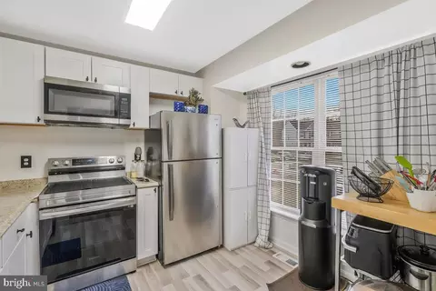 13111 Ripon Pl, Marlboro, MD 20772 photo 5