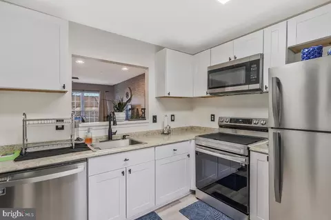 13111 Ripon Pl, Marlboro, MD 20772 photo 7