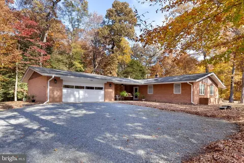Exterior - 1011 Bryan Point Rd, Accokeek, MD 20607 photo 1 of 12