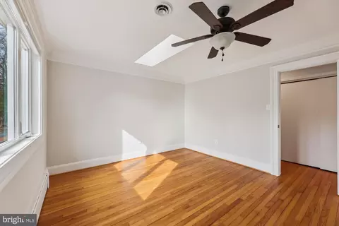 Bedroom - 1011 Bryan Point Rd, Accokeek, MD 20607 photo 5 of 6