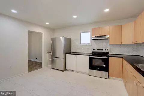 Kitchen - 15311 Bauer Ln, Laurel, MD 20707 photo 3 of 3