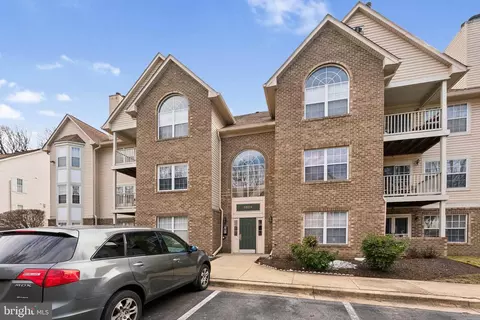9804 Lake Pointe Ct #104, Marlboro, MD 20774