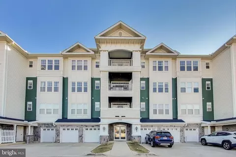 13501 Belle Chasse Blvd #316, Laurel, MD 20707