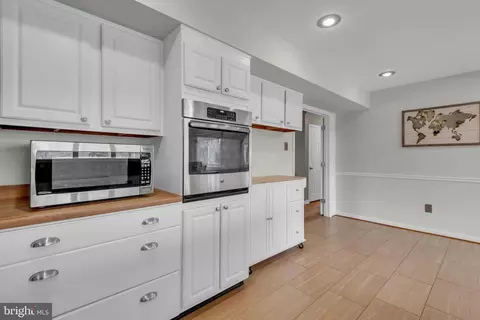 Kitchen - 4703 Redding Ln, Bowie, MD 20715 photo 4 of 4