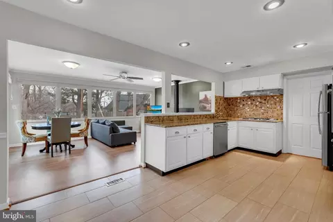 Kitchen - 4703 Redding Ln, Bowie, MD 20715 photo 1 of 4