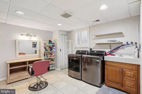 9010 Spring Ave, Lanham, MD 20706 photo 32