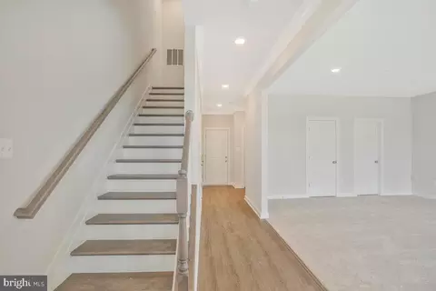 237 Summit Point Blvd, Bowie, MD 20716 photo 5