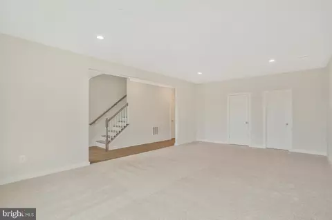 237 Summit Point Blvd, Bowie, MD 20716 photo 7