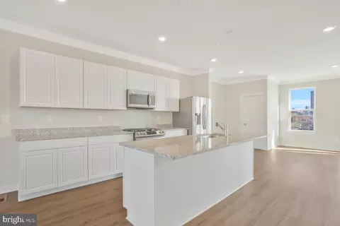 237 Summit Point Blvd, Bowie, MD 20716 photo 13