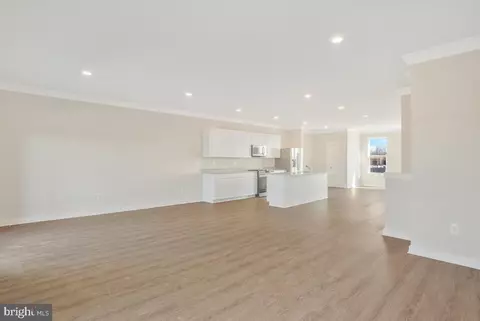237 Summit Point Blvd, Bowie, MD 20716 photo 17