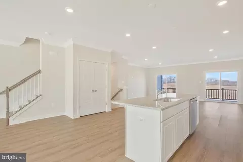 237 Summit Point Blvd, Bowie, MD 20716 photo 11