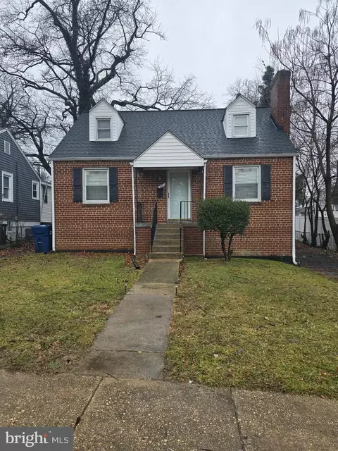 22 Maryland Park Dr, Capitol Heights, MD 20743