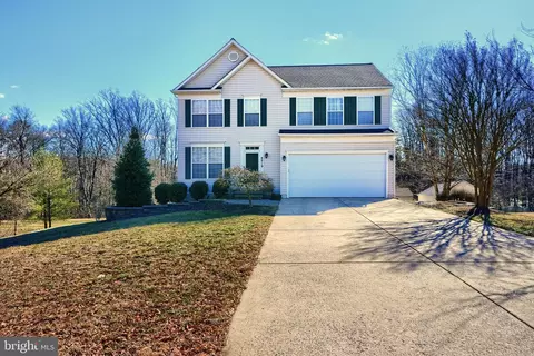 8919 Sumner Grove Dr, Laurel, MD 20708