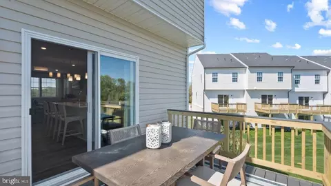 16613 Green Glade Dr, Brandywine, MD 20613 photo 5