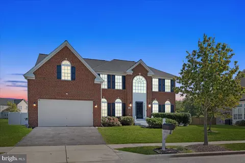 10902 Sir Paul Pl, Clinton, MD 20735