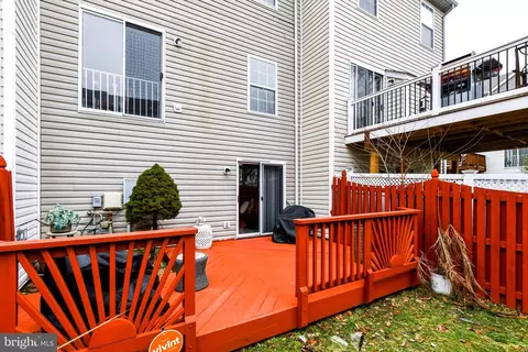 9902 Doubletree Ter, Marlboro, MD 20774 photo 33
