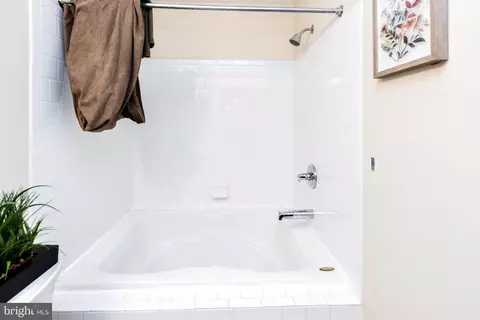 9902 Doubletree Ter, Marlboro, MD 20774 photo 17
