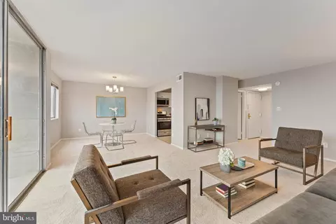 1836 Metzerott Rd #804, Hyattsville, MD 20783