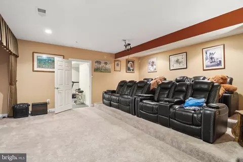 Entry Way - 13300 Alyssa Ct, Brandywine, MD 20613 photo 12 of 16